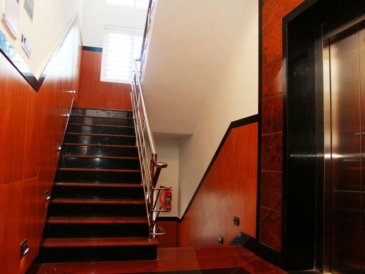 Staylite Suites Chennai Exterior photo
